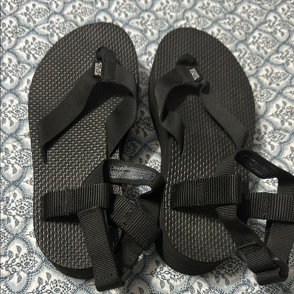 Teva Flat form Black Sandals with Textured Footbed 2” heel